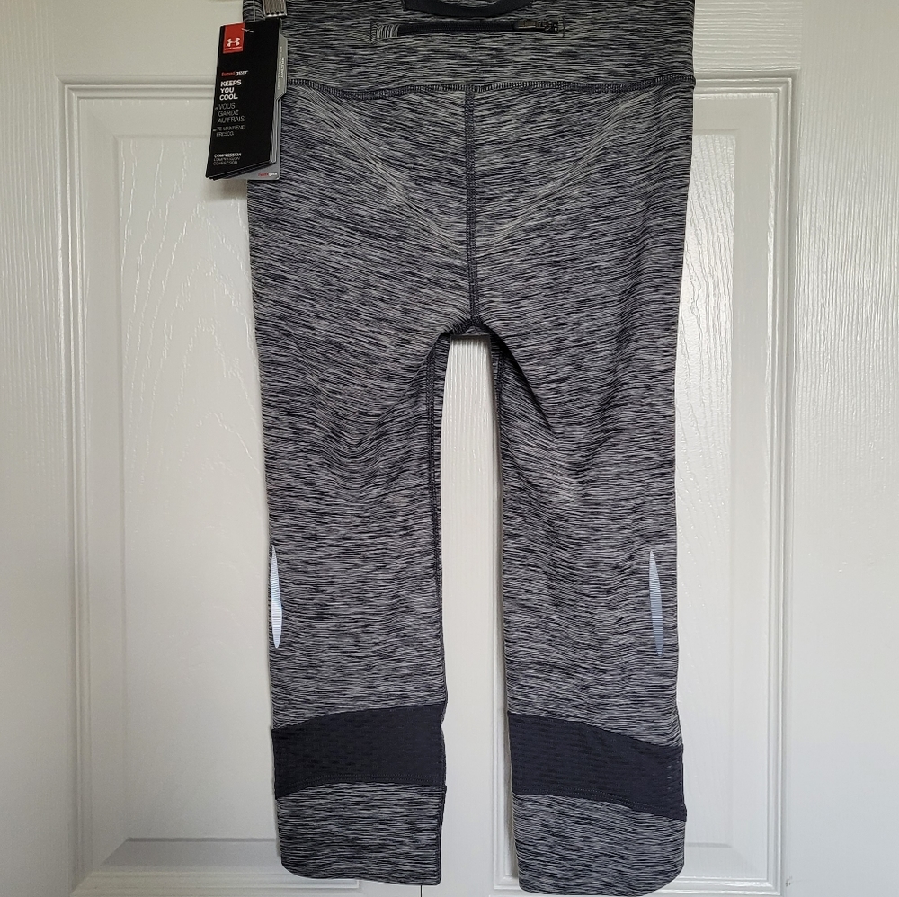 Under Armour cropped leggings